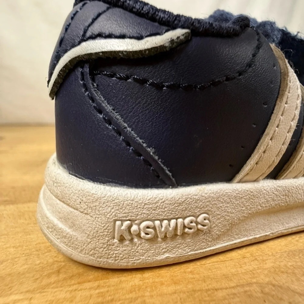 Baby shoes K-Swiss Infant Sneakers Size 5 infant shoes